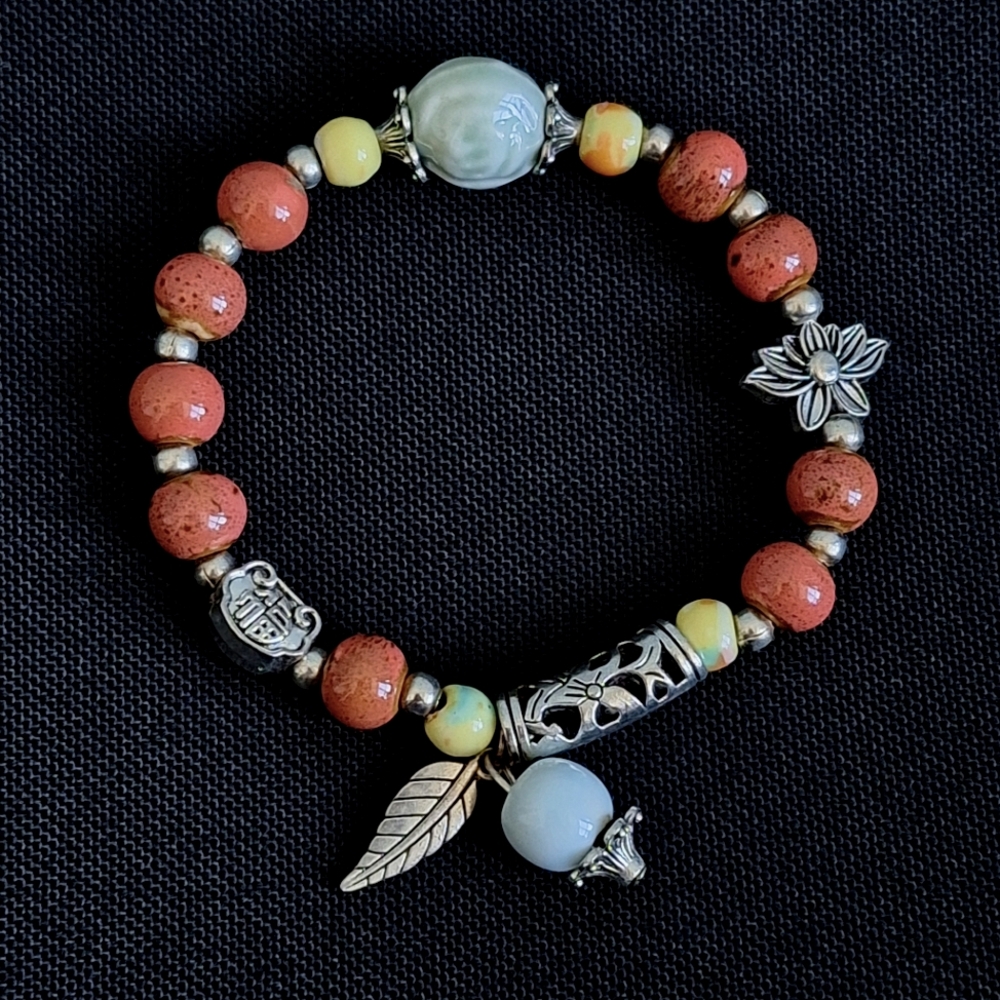 💎 3/$25 Elegant Beaded Bracelet with Silver Accents
